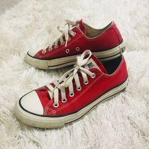 Converse lo top